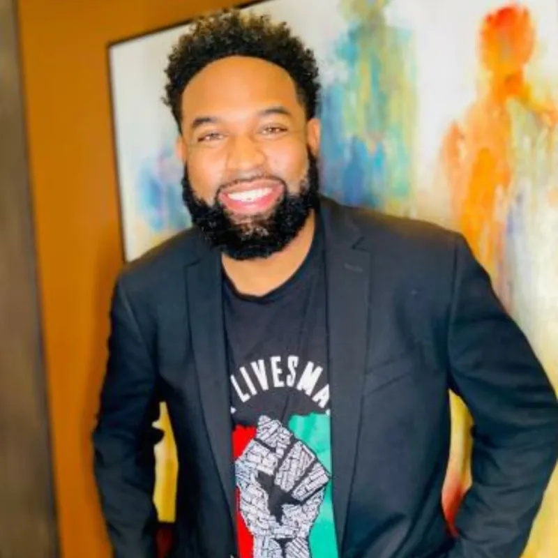 Headshot — Dr. Chaz T. Gipson